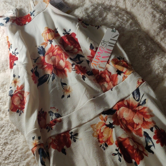 Almost Famous - Picture 3 of 4